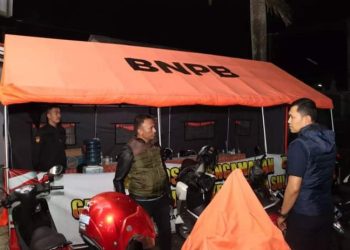 Kapolres Sukabumi Kota AKBP Ari Setyawan Wibowo Didampingi Sejumlah Pejabat Utama Memantau Kesiapan Pengamanan Kantor KPU