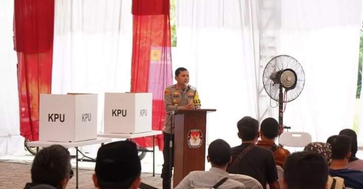 Siagakan Ratusan Personel Hingga Personel BKO Polda, Kapolres Sukabumi Kota Jamin Pemungutan Suara Pemilu 2024 Kondusif