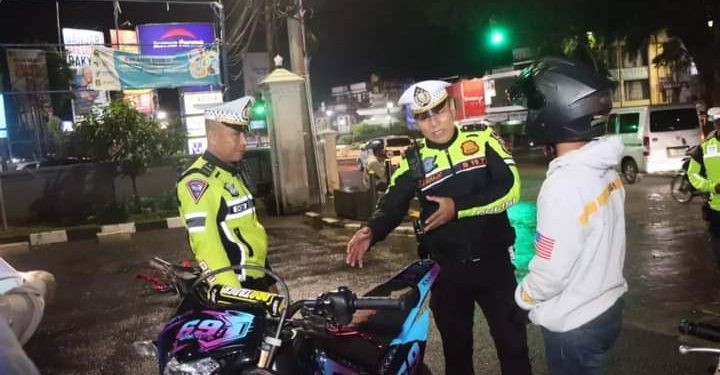 Gunakan Knalpot Tidak Sesuai Spesifikasi, 33 Pengendara di Sukabumi Ditilang Polisi