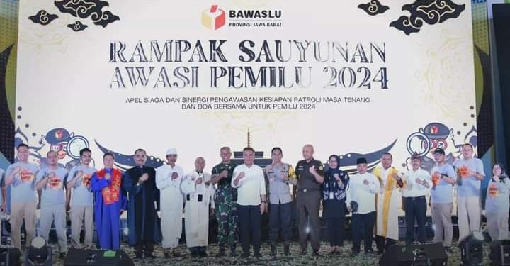 Kapolda Jabar Menghadiri Apel Siaga Dan Sinergi Pengawasan Kesiapan Patroli Masa Tenang Dan Doa Bersama Untuk Pemilu 2024