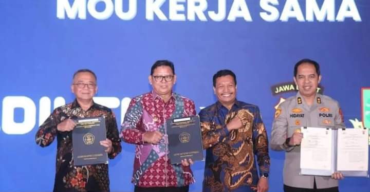 Wabup Tandatangani MoU Mitra Kerja Dengan LLDIKTI Wilayah IV, Bagun Harmonisasi Pengembangan Daerah