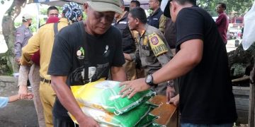 Operasi Pasar Beras SPHP Di Cibadak, Wabup Apresiasi Tatakelola Layanan Konsumen