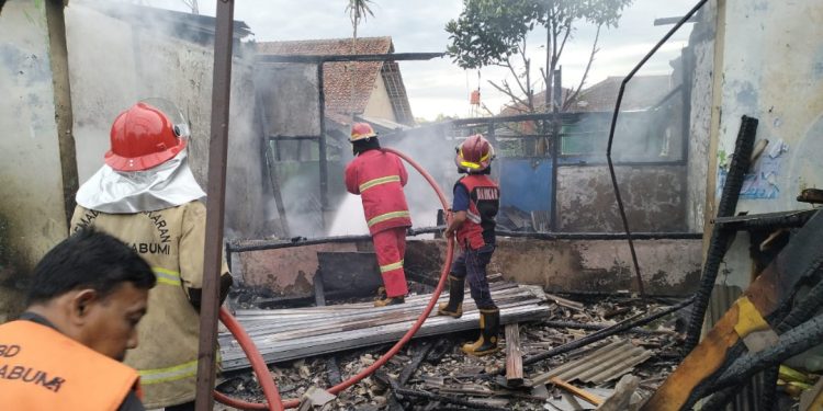 Kronologi Enam Kios Yang Hangus Terbakar Di Cikembar, Ini Penjelasannya