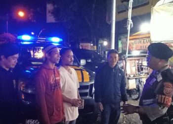 Patroli Malam Hari Cegah Gangguan Kamtibmas
