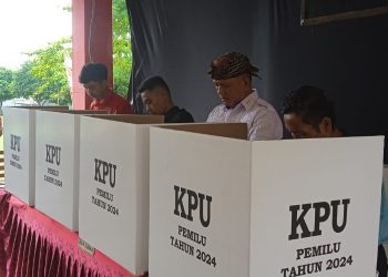 Pesta Demokrasi Ribuan Warga Ikuti Pencoblosan Menentukan Hak Pilih