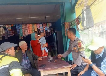 Bhabinkamtibmas Sambang Tokoh Masyarakat, Sampaikan Pesan Kamtibmas