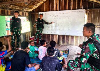 Tingkatkan Kualitas SDM Di Perbatasan, Satgas Yonif 310/KK Berikan Bimbingan Belajar