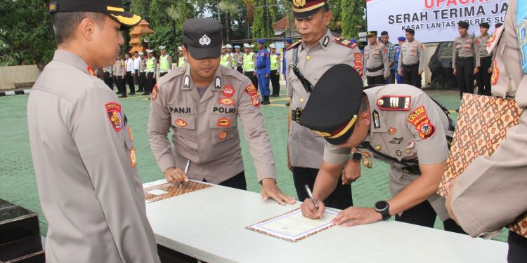 AKP Fiekry Terima Estafet Kasat Lantas Polres Sukabumi Gantikan AKP Sujana