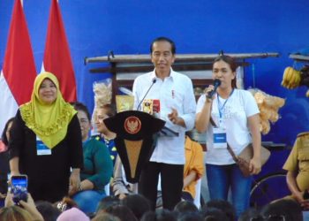 Presiden Jokowi Berikan Motivasi Kepada Ribuan Nasabah PNM Mekar