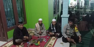 Bhabinkamtibmas Polsek Lembursitu Hadiri Isra Miraj Nabi Muhamad SAW
