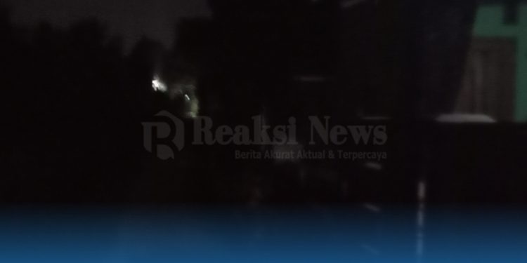Warga Lembursitu Keluhkan Lampu PJU Di Lingkungan Rw 06 Mati Total Tak Kunjung Di Perbaiki