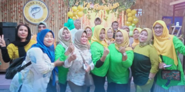 Berkah Ramdhan, Komunitas Kabar Sukabumi (KS) Gelar Bagi Takjil Gratis di Jalan Lingkar Selatan