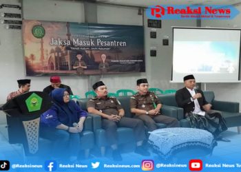 Jaksa Masuk Pesantren, Penyuluhan Hukum Cegah Tindak Pidana Dikalangan Pelajar
