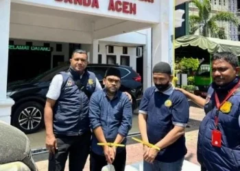 Kejati Aceh Serahkan 2 Tersangka Korupsi Beasiswa, Cek Faktanya