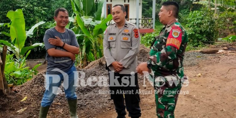 Kegiatan Sinergitas TNI-POLRI Polsek Lembursitu Sambangi Masyarakat Menyampaikan Pesan Kamtibmas