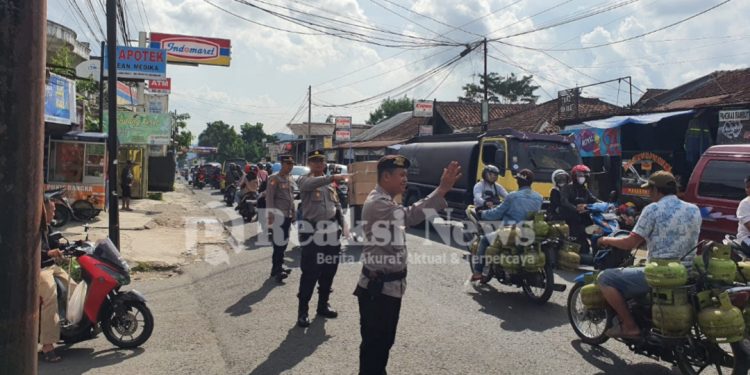 Jelang Buka Puasa, Polsek Lembursitu Polres Sukabumi Kota Laksanakan Patroli Cipkon