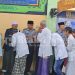 Ratusan Warga Binaan Lapas Warungkiara Laksanakan Sholat Iedul Fitri 1 Syawal 1445 H dengan Khidmat di Masjid Sa’adatuddaroen dilanjutkan dengan Penyerahan Remisi Khusus Secara Virtual, Serentak Berpusat di Lapas Cikarang