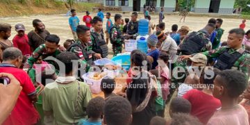 Rayakan Lebaran Di Perbatasan, Satgas Yonif 310/KK Undang Warga Untuk Berbagi Kebahagiaan
