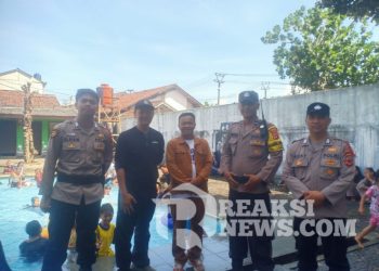 Bhabinkamtibmas Cikundul bersama Personil Pos Pam Simpang Merdeka Lembursitu Melaksanakan Giat Patroli ke Tempat Wisata Air panas