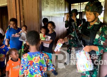 Jamin Kesehatan Ibu Dan Anak Di Perbatasan, Satgas Yonif 310/KK Gelar Posyandu