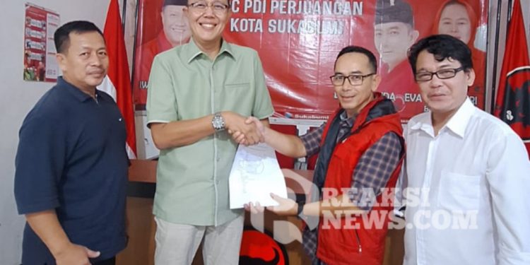 Agresif Bangun Sukabumi, Ayep Zaki Ambil Formulir Pendaftaran Bacalon Walikota Sukabumi dari Partai Demokrat dan PDI Perjuangan
