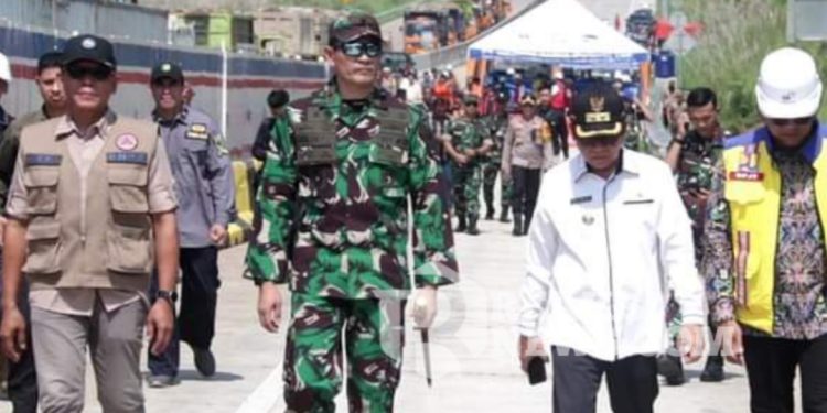 Wabup Dampingi Menko PMK Tinjau Lokasi Longsor Tol Bocimi Seksi 2 KM 64