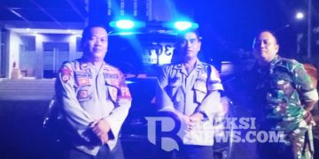 Sinergitas TNI – POLRI, Babinsa Bersama Bhabinkamtibmas Polsek Lembursitu Lakukan Giat Monitoring wilayah