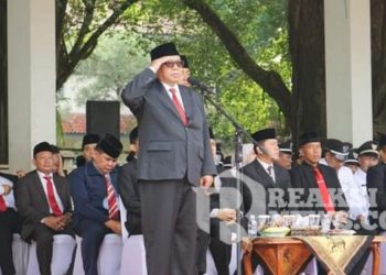 Peringatan Hari OTDA Ke 28 Tingkat Kabupaten Sukabumi, Bupati Menjadi Pembina Upacara