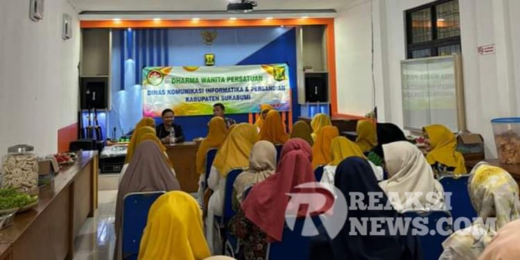 Pertemuan Rutin dan Halal Bihalal DWP Diskominfosan, Kadis Tegaskan Sinergitas dan Kerjasama