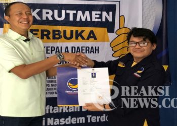 H. Ayep Zaki Serahkan Formulir Pendaftaran Sebagai Bacalon Wali Kota Sukabumi di Terima Oleh DPD Partai Nasdem Kota Sukabumi