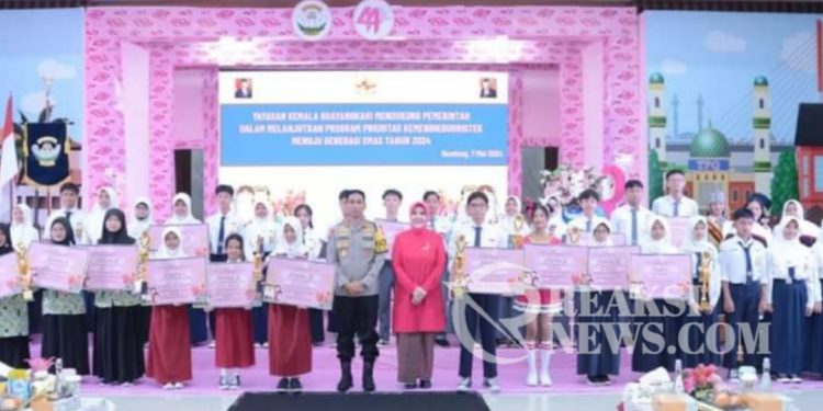 Kapolda Jabar Hadiri Perayaan Hut Yayasan Kemala Bhayangkari Ke 44 Tahun 2024, di The Grand Lodakara Bandung