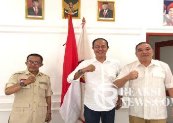 Ayep Zaki Serahkan Berkas Pendaftaran sebagai Bakal Calon Wali Kota Sukabumi ke DPC Gerindra Kota Sukabumi