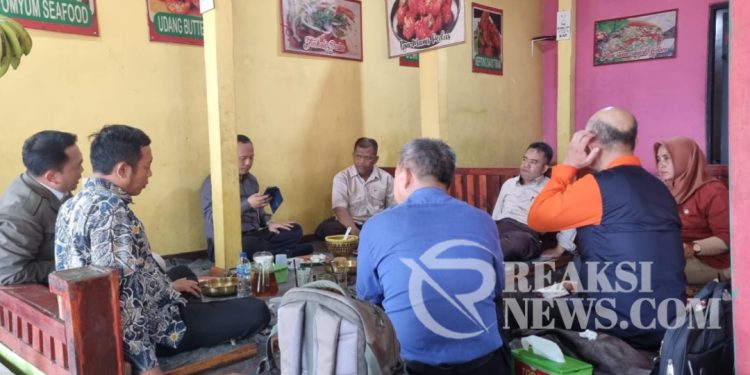 Sinergi Bank bjb syariah KCP Palabuhanratu dan Musyawarah Kerja Kepala Sekolah (MKKS) bersama Lembaga Wakaf (LW) Doa Bangsa Dalam Penguatan Ekonomi Syariah