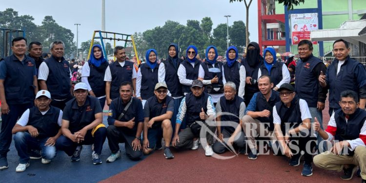 Aksi Kepedulian Tim Relawan H.Ayep Zaki Gelar Jumat Bersih