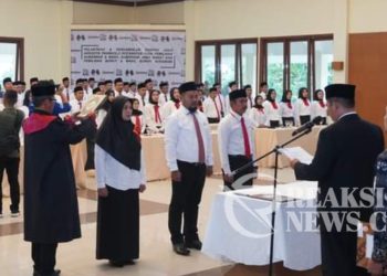 Ratusan Panwaslu Kecamatan Resmi Dilantik, Integritas Demi Pilkada Jurdil