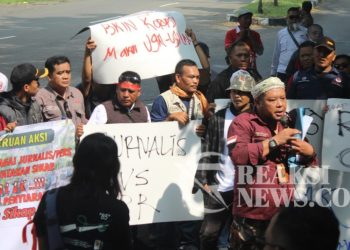 Aksi Tolak Revisi UU Penyiaran, Ratusan Jurnalis Sukabumi Desak DPRD Kabupaten Sukabumi