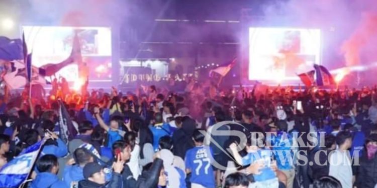 Kapolda Jabar, Pangdam III/Siliwangi dan Pj Gubernur Jabar Melaksanakan Nobar Final Ke 2 Persib Bandung VS Madura United