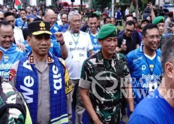 Kapolda Jabar bersama Forkopimda Jabar, Rayakan Pawai bersama Bobotoh atas Kemenangan Persib Bandung Juara Bri Liga 1 Indonesia Tahun 2023-2024
