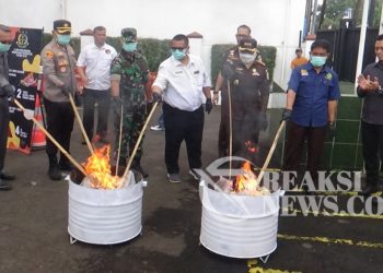Dandim 0607/Kota Sukabumi Ikut Musnahkan Barang Bukti Kejaksaan Negeri Kota Sukabumi