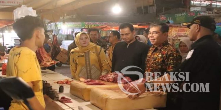 Pantau Harga dan Stok Pangan Jelang Idul Adha, Plh Sekda Sidak Pasar Cisaat