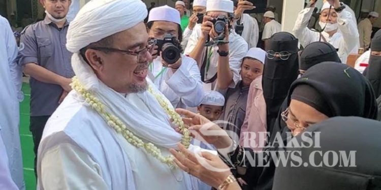 Tertib Jalani Pembimbingan: Habib Rizieq Shihab Bebas Hari Ini, Dikabarkan Perang dengan Pembunuh Santrinya Disaat Tragedi di KM 50