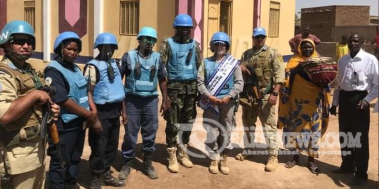 Polwan RI Penjaga Perdamaian Dirikan Masjid di Sudan