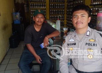 Anggota Polsek Lembursitu Melaksanakan Patroli Dialogis dengan Usaha UMKM