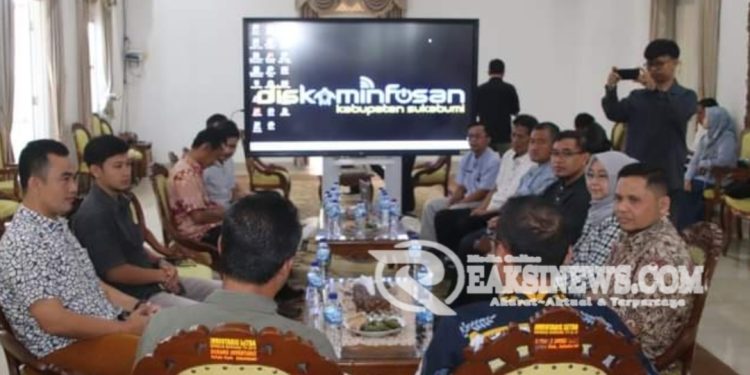 Diskominfo Kota Tasikmalaya Studi Komparasi Pengawasan Elekronik DKIP Kab Sukabumi