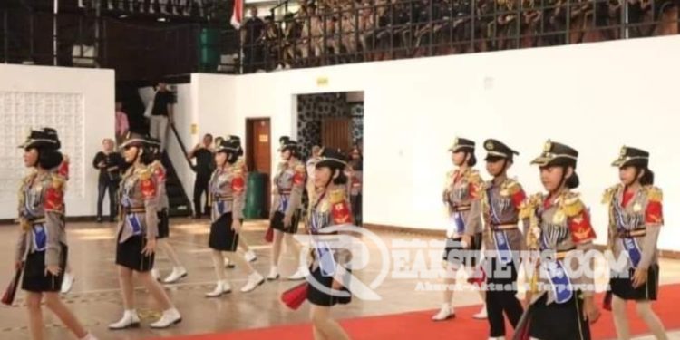 Polrestabes Bandung Menggelar Lomba Keterampilan Baris Berbaris Dan Pengaturan Lalu Lintas Sambut Hari Bhayangkara Ke 78