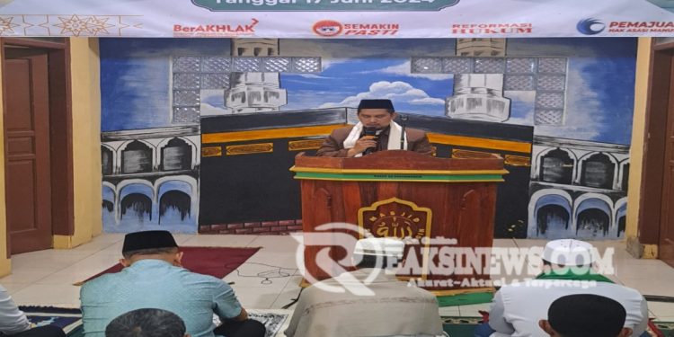 Peringati Hari Raya Idul Adha 1445 H, Pegawai Lapas Bareng WBP Lapas Warungkiara Laksanakan Sholat ldul Adha dan Potong Hewan Qurban