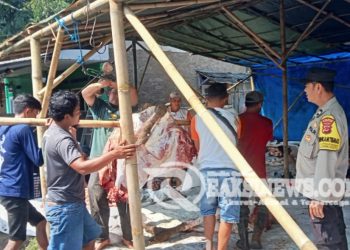 Ciptakan Harkamtibmas, Polsek Lembursitu Efektifkan Sambang Penyembelihan dan Pendistribusian Hewan Kurban Kepada Warga Masyarakat