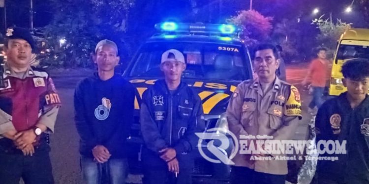 Patroli Malam : Cegah Gangguan Kamtibmas di Wilayah Hukum Polsek Lembursitu