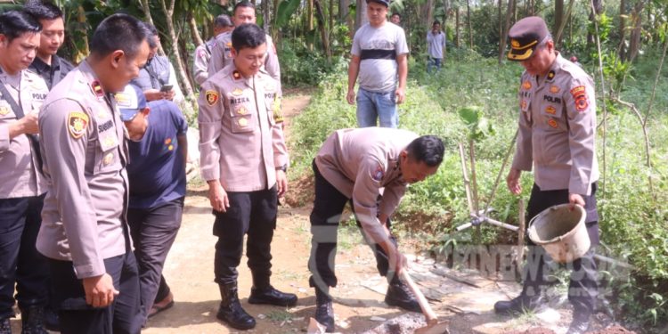Polres Sukabumi Laksanakan Bedah Rumah Untuk Warga Dalam Rangka Hari Bhayangkara Ke-78