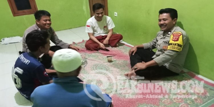Wujudkan Sinergitas Dengan Warga, Bhabinkamtibmas Rutin Laksanakan Sambang